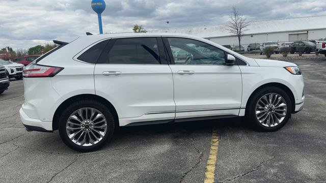 Used 2020 Ford Edge Titanium w/ Equipment Group 301A AWD/4WD image 9