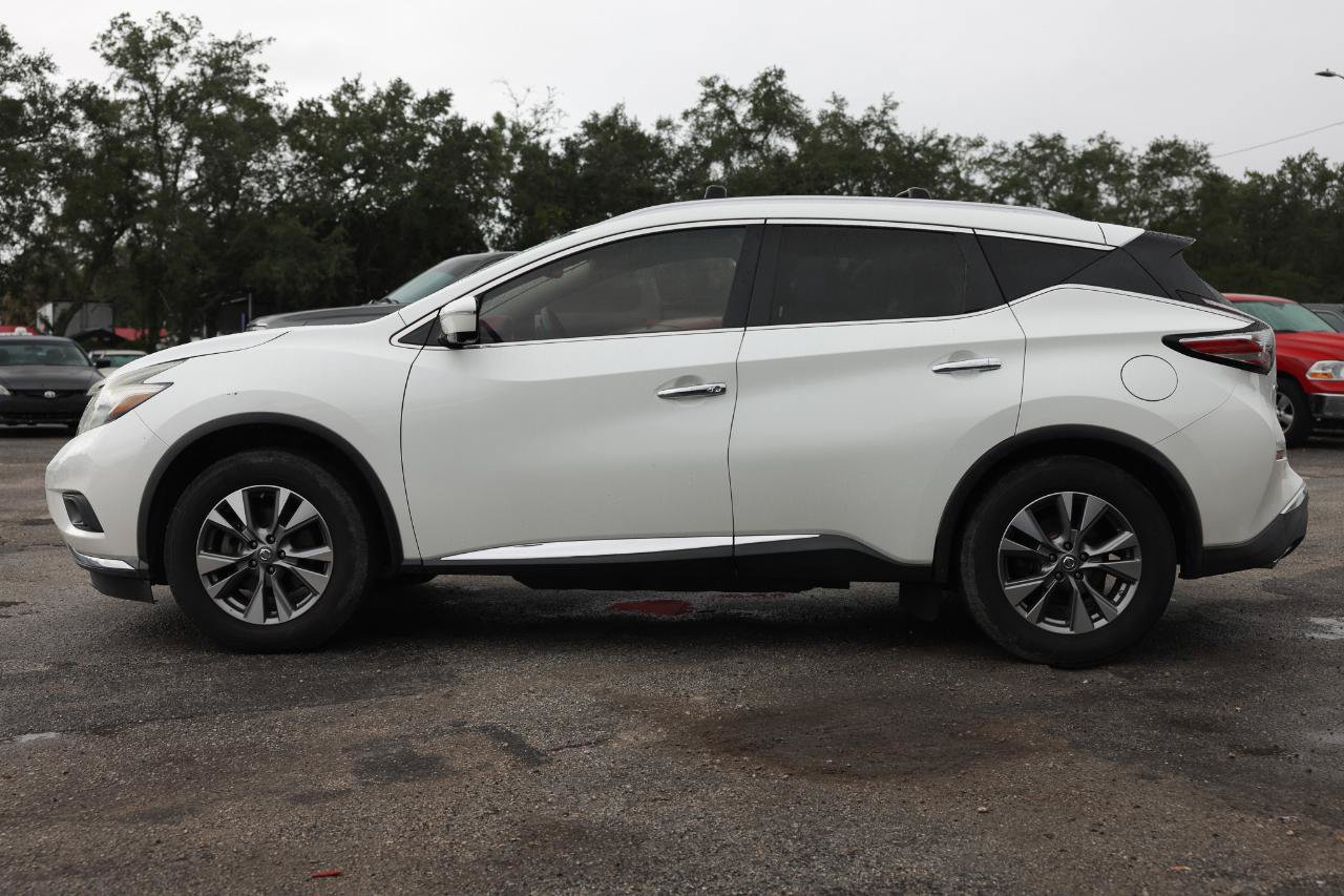 Used 2015 Nissan Murano S FWD image 3