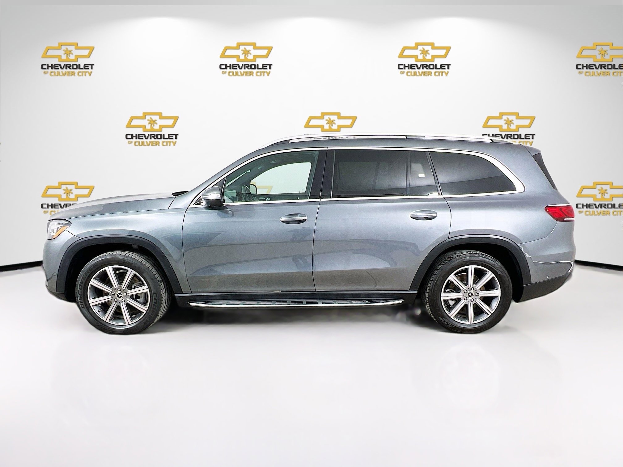 Used 2021 Mercedes-Benz GLS 450 4MATIC image 4