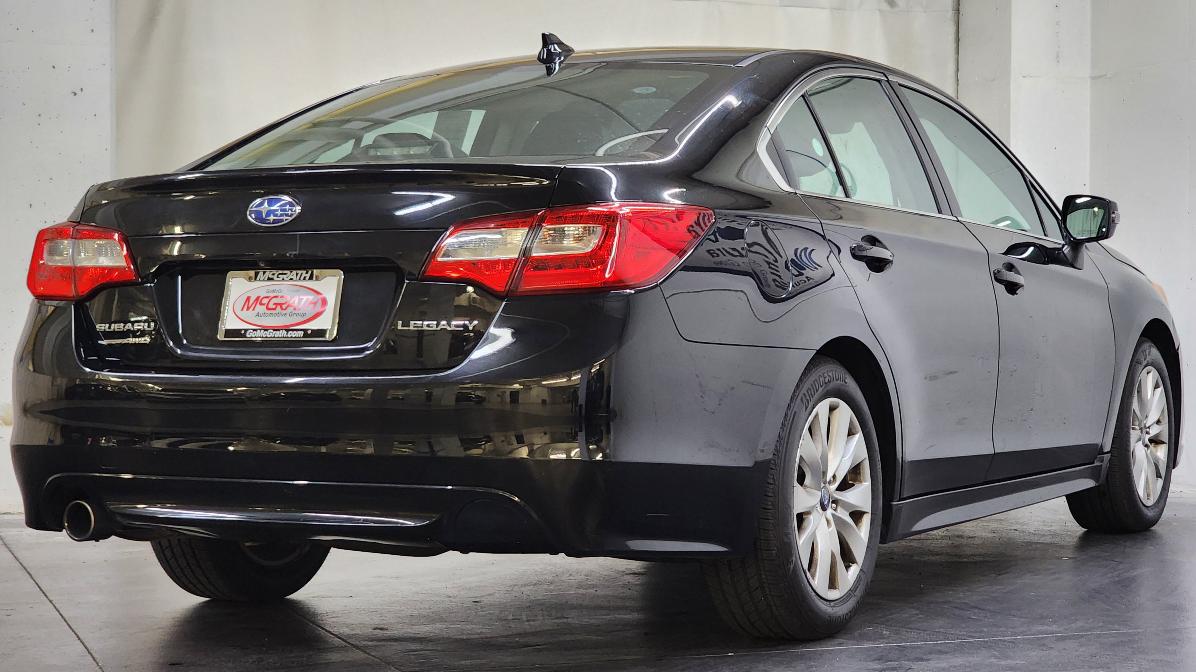 Used 2016 Subaru Legacy 2.5i Premium AWD/4WD image 5