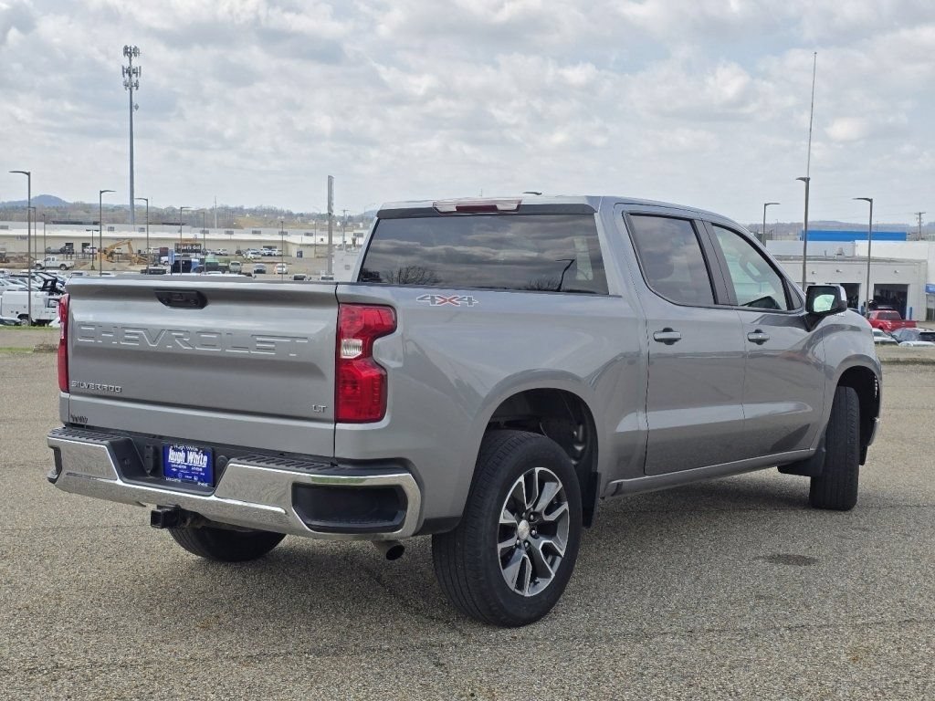 Used 2023 Chevrolet Silverado 1500 LT AWD/4WD image 14