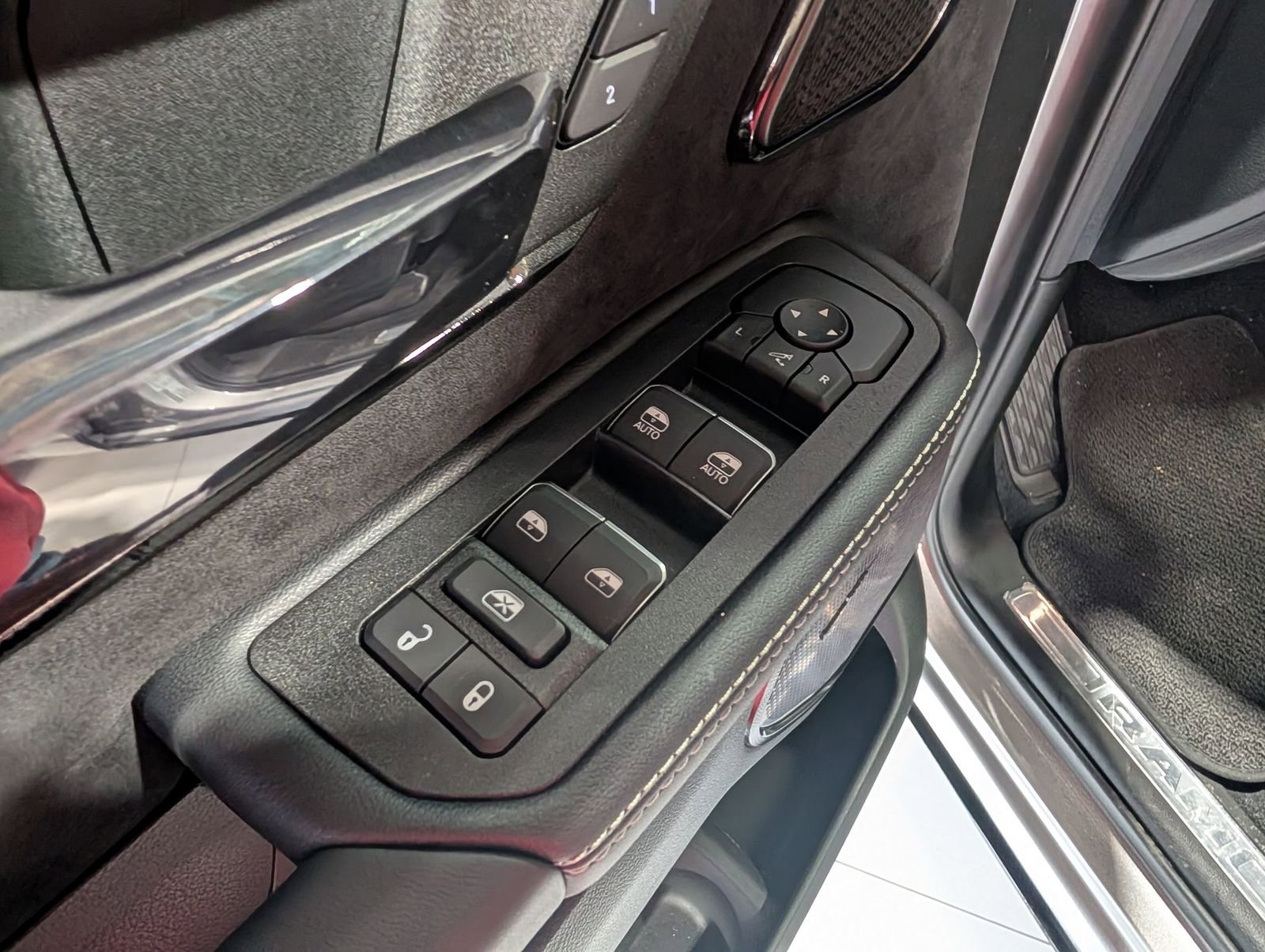 New 2026 RAM 1500 RHO w/ RHO Level 1 Equipment Group image 6