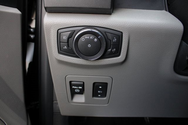 Used 2020 Ford F150 XLT w/ Equipment Group 302A Luxury image 9