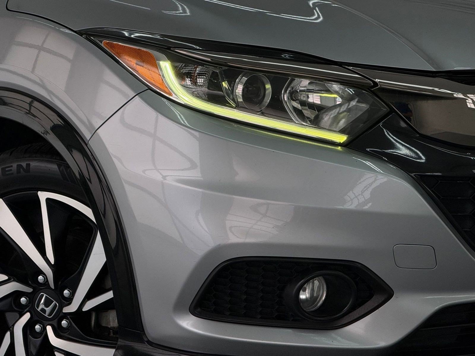 Used 2019 Honda HR-V Sport image 10
