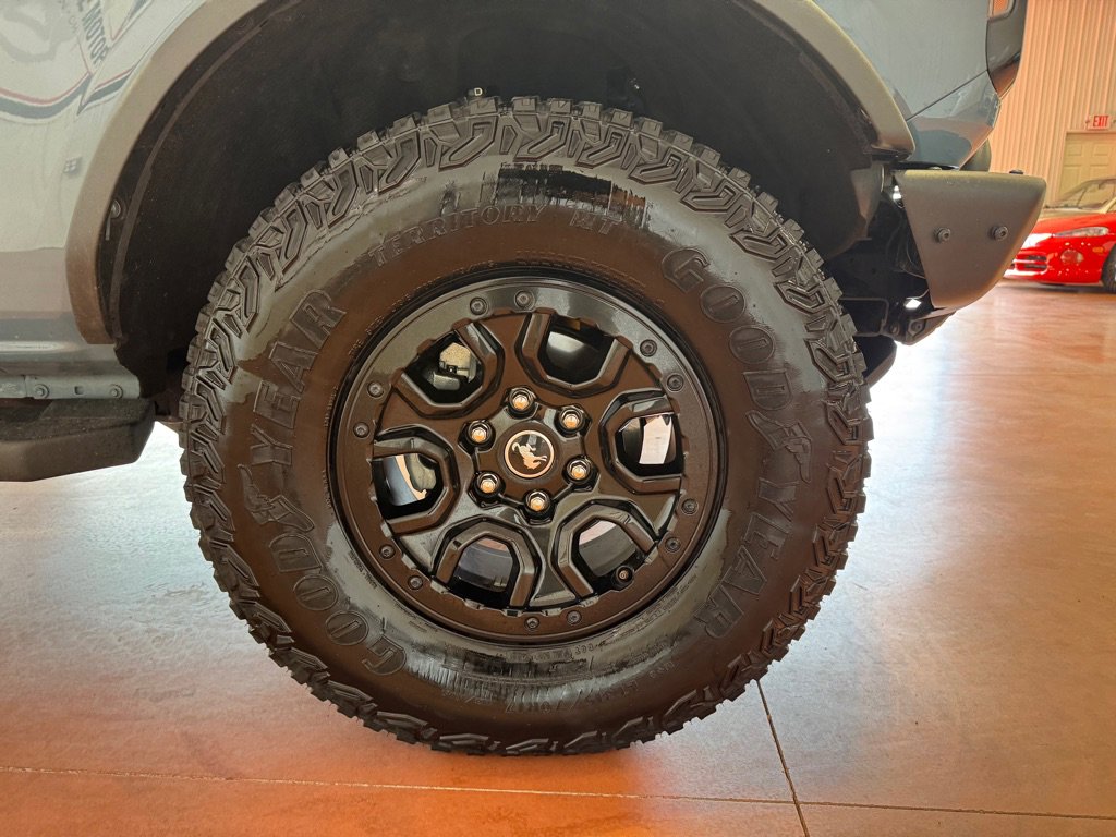 Used 2022 Ford Bronco Wildtrak image 15
