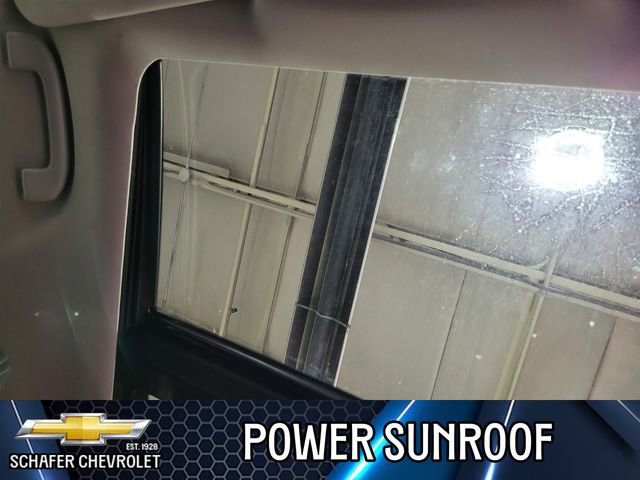 Used 2016 Nissan Rogue SV image 8