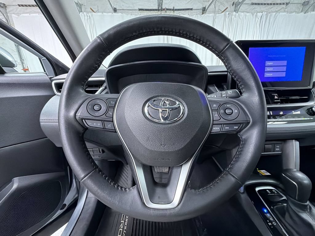 Certified 2023 Toyota Corolla Cross LE w/ Moonroof Package AWD/4WD image 26