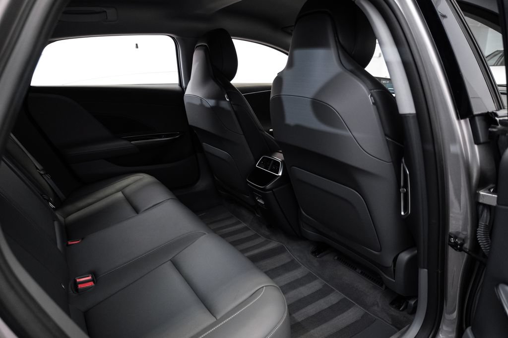 Used 2025 Lucid Air Touring AWD/4WD image 40