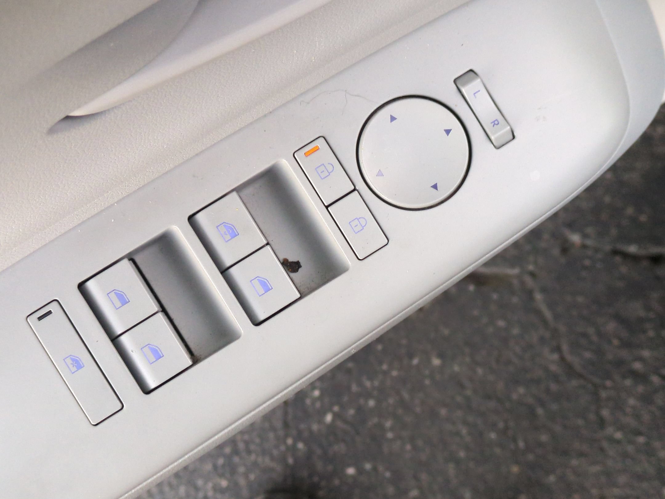 Certified 2024 Hyundai Kona SEL FWD image 16