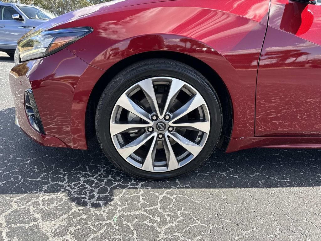 Used 2023 Nissan Maxima Platinum w/ Sport Mat Group image 9