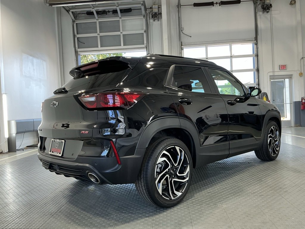 Used 2025 Chevrolet TrailBlazer RS w/ Convenience Package image 44