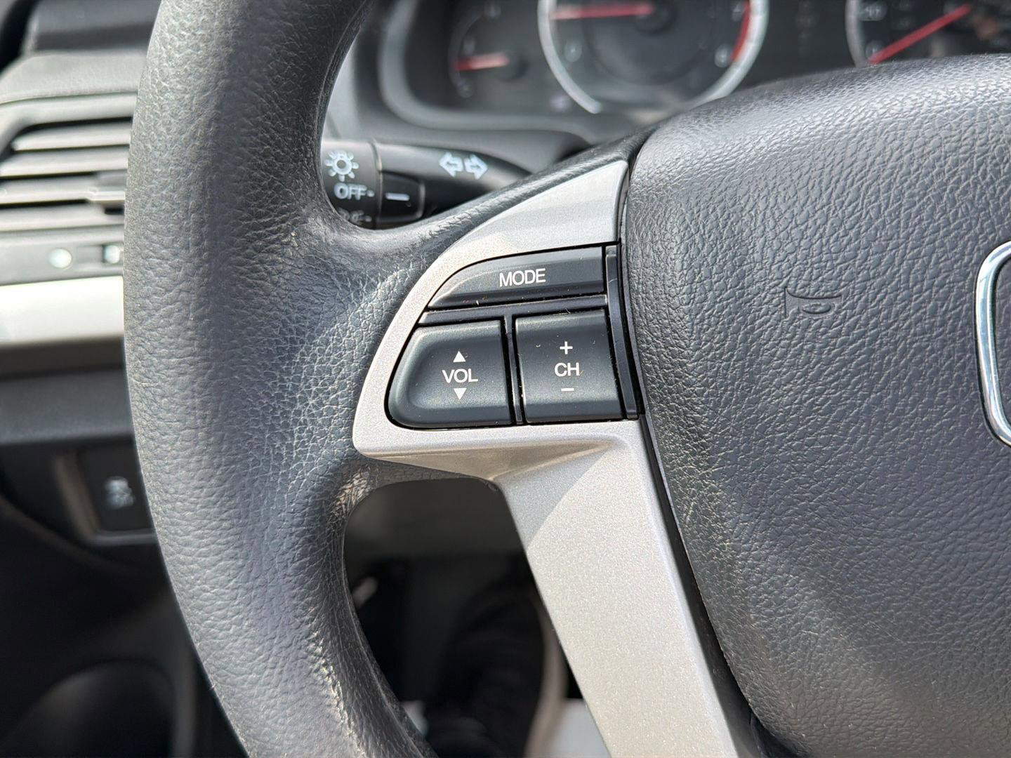 Used 2011 Honda Accord LX image 28