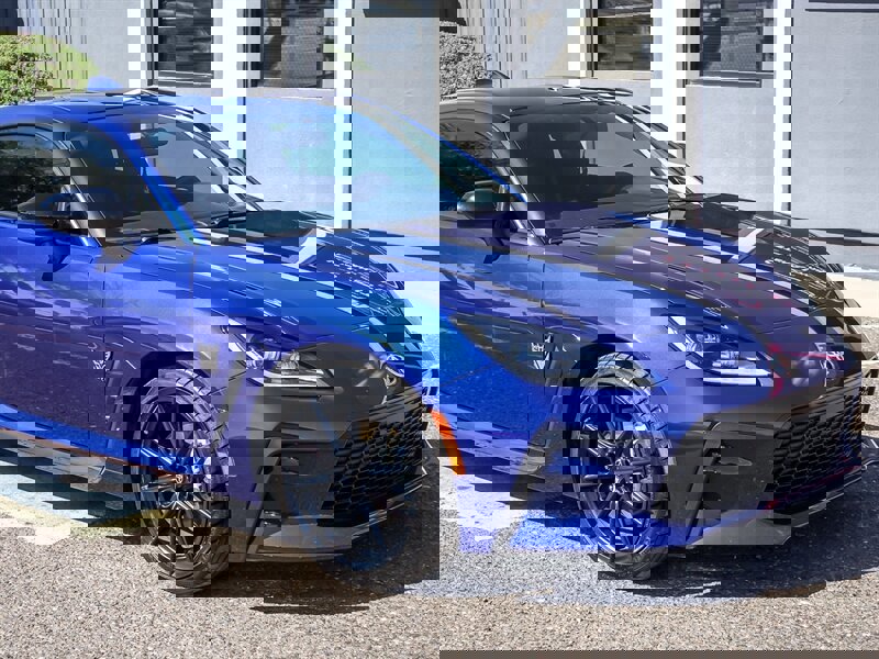 Used 2023 Toyota GR86 Premium image 3