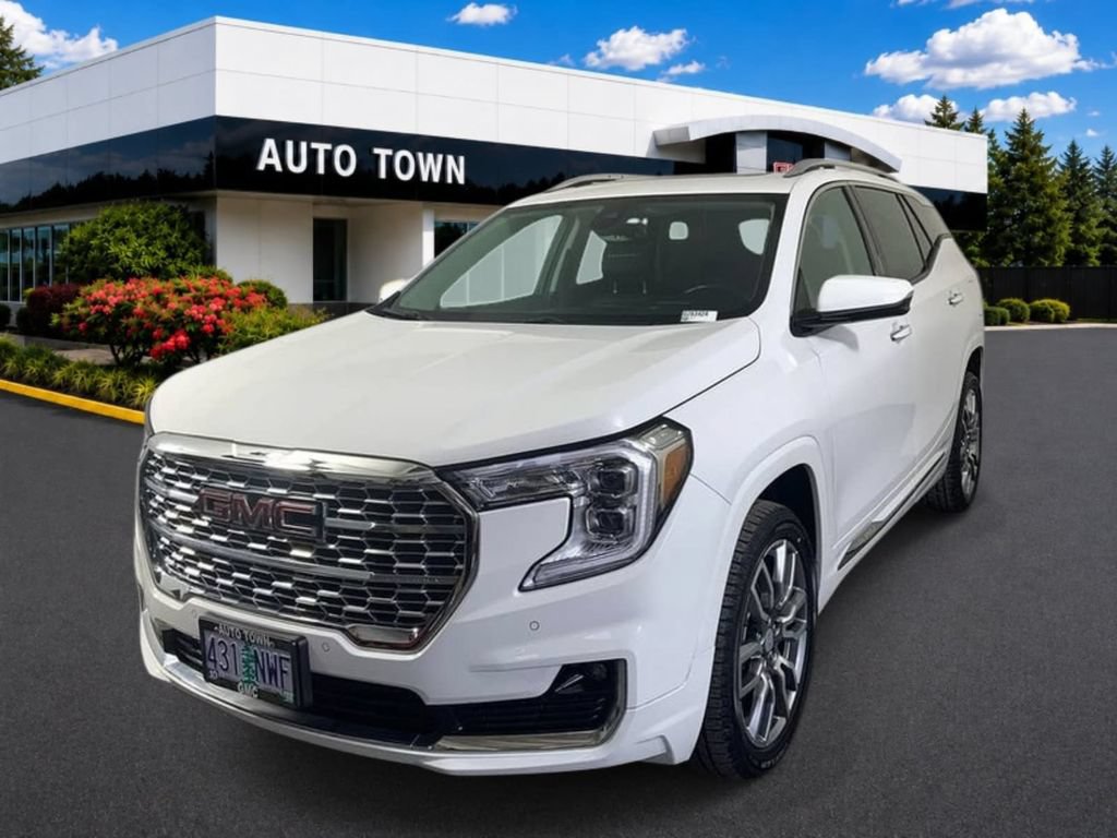 Used 2022 GMC Terrain Denali