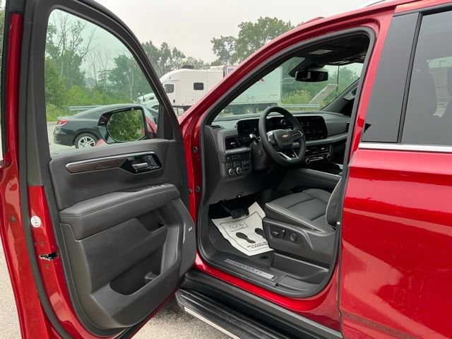 New 2026 Chevrolet Tahoe Premier w/ Sun And Tow Package AWD/4WD image 16