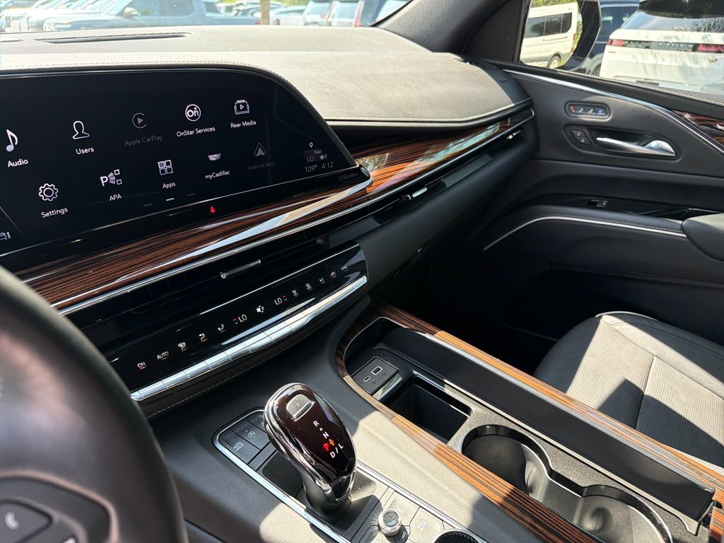 Used 2023 Cadillac Escalade ESV Premium Luxury RWD image 25