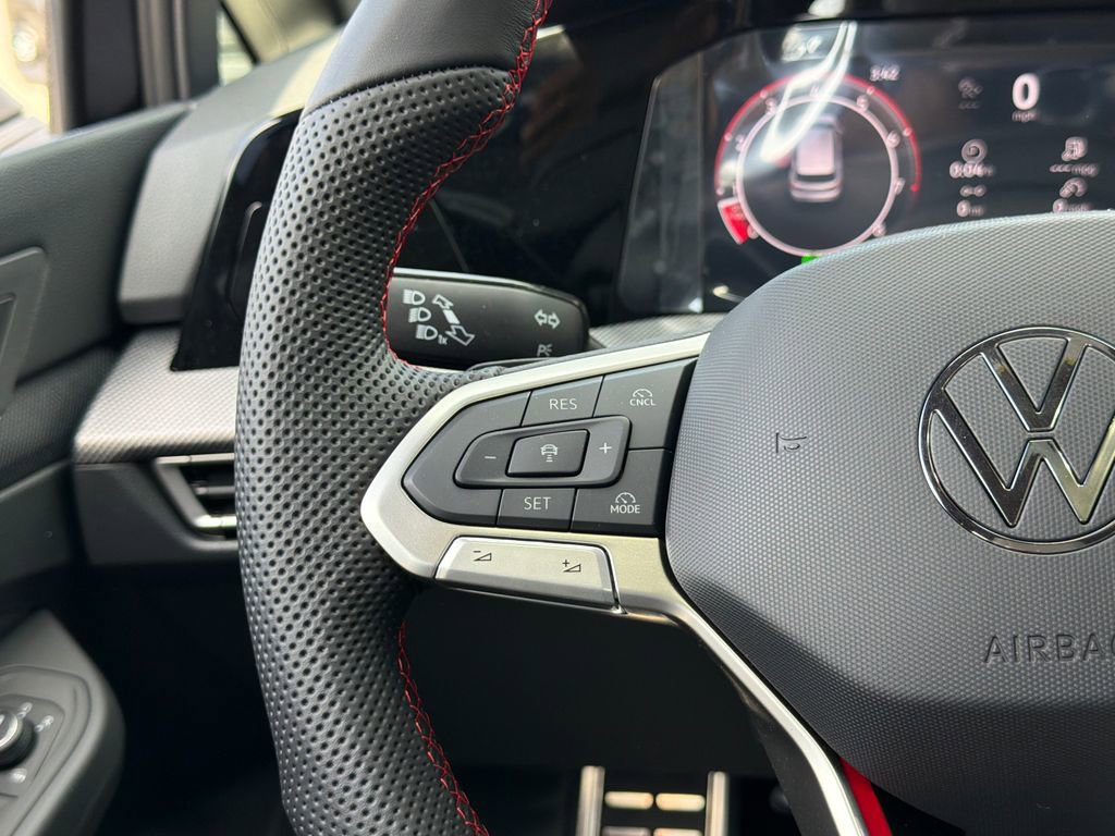 New 2026 Volkswagen GTI SE FWD image 23