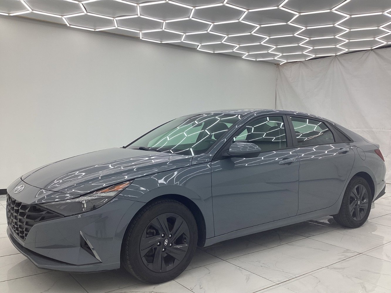 Used 2021 Hyundai Elantra SEL w/ Convenience Package image 6