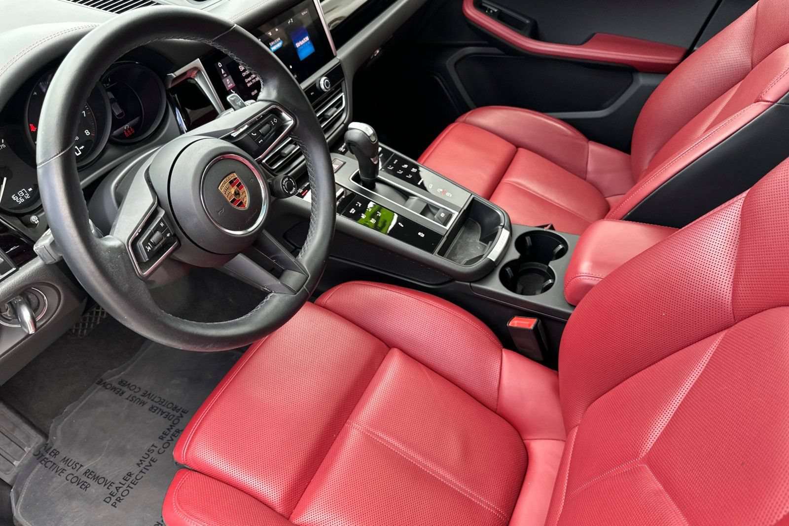 Used 2023 Porsche Macan Turbo AWD/4WD image 10