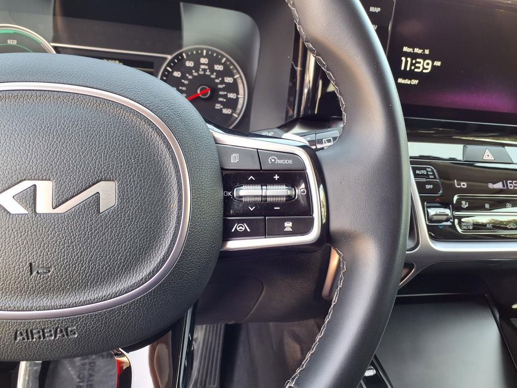 Used 2023 Kia Sorento EX image 18