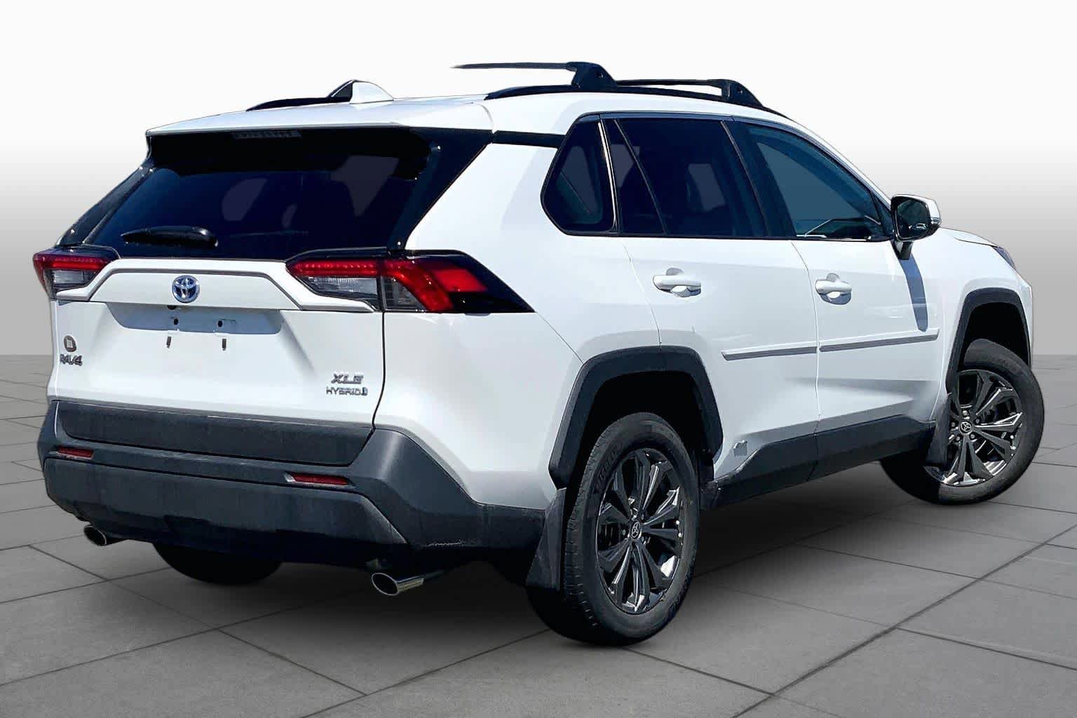 Used 2024 Toyota RAV4 XLE Premium w/ Weather Package AWD/4WD image 13