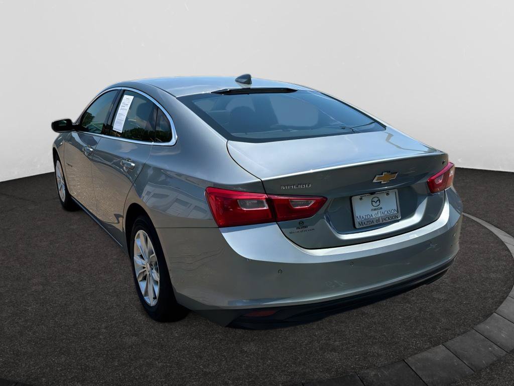 Used 2024 Chevrolet Malibu LT FWD image 3