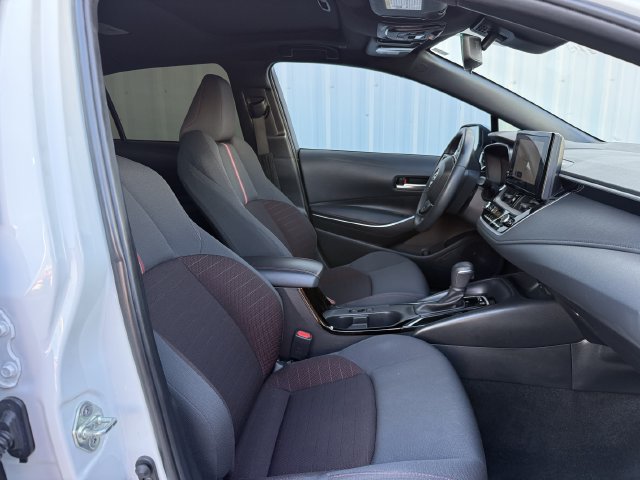 Used 2023 Toyota Corolla SE w/ SE Premium Package FWD image 31