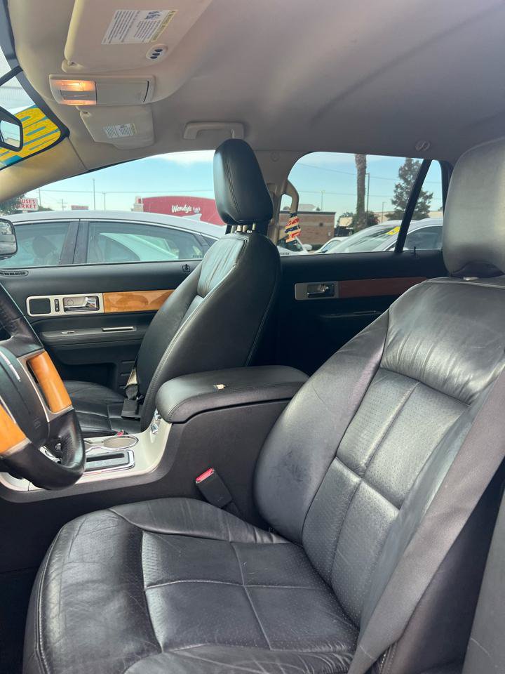 Used 2010 Lincoln MKX 2WD image 11