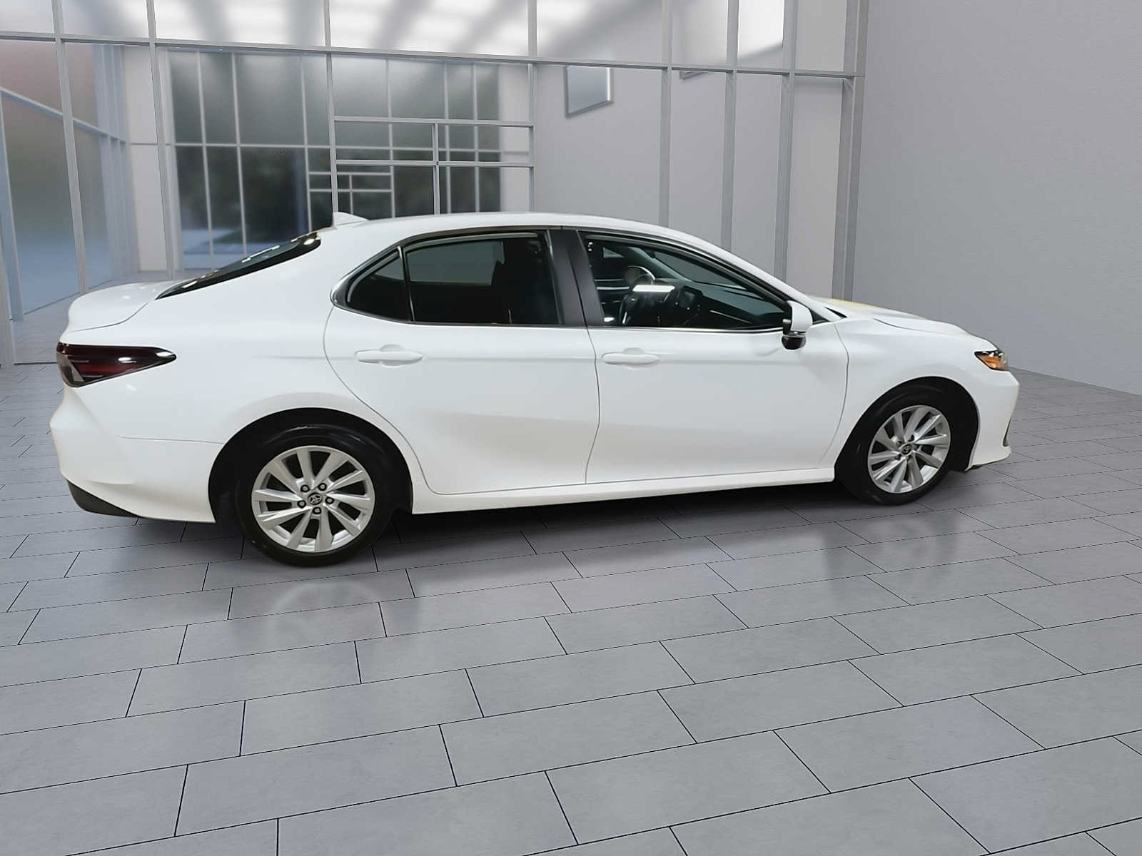 Used 2023 Toyota Camry LE FWD image 9