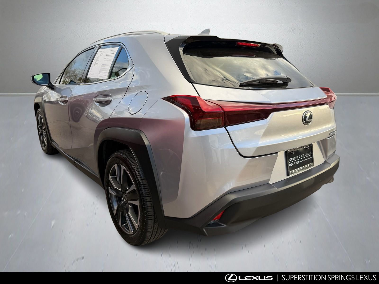 Certified 2025 Lexus UX 300h FWD image 4