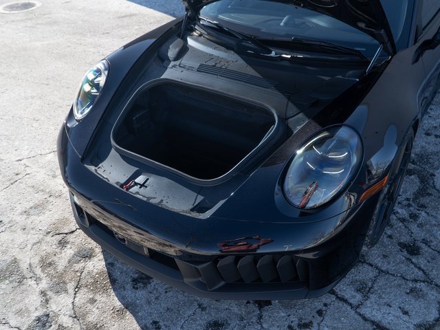 New 2026 Porsche 911 Carrera 4 GTS image 12