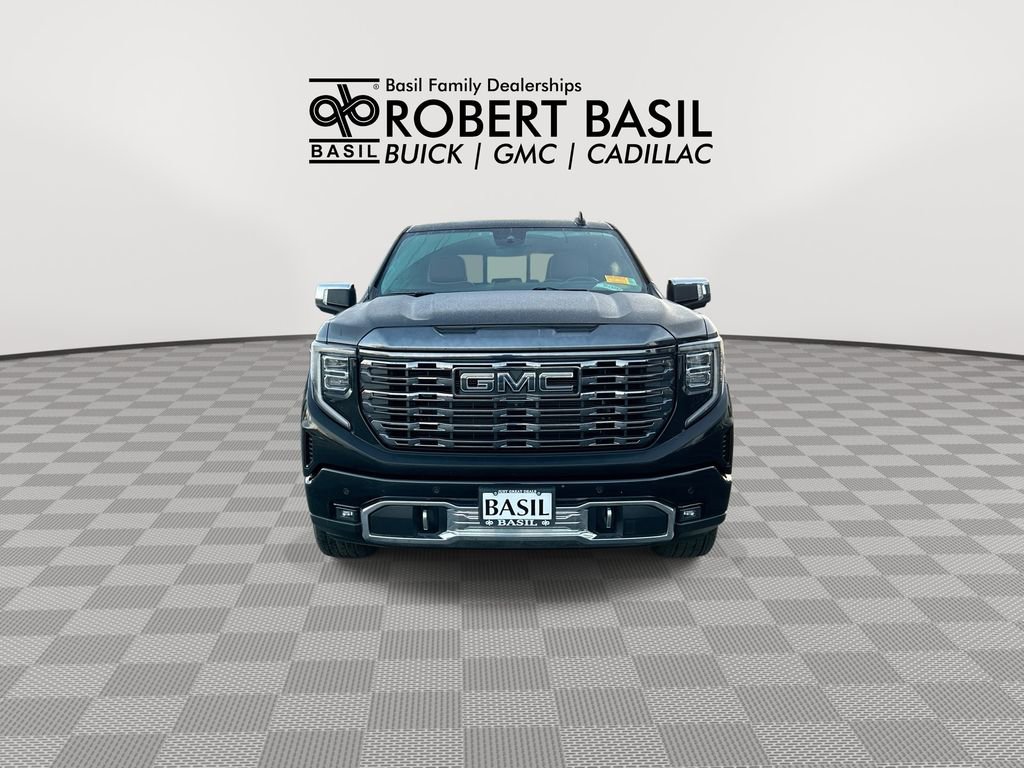 Used 2024 GMC Sierra 1500 Denali Ultimate AWD/4WD image 3