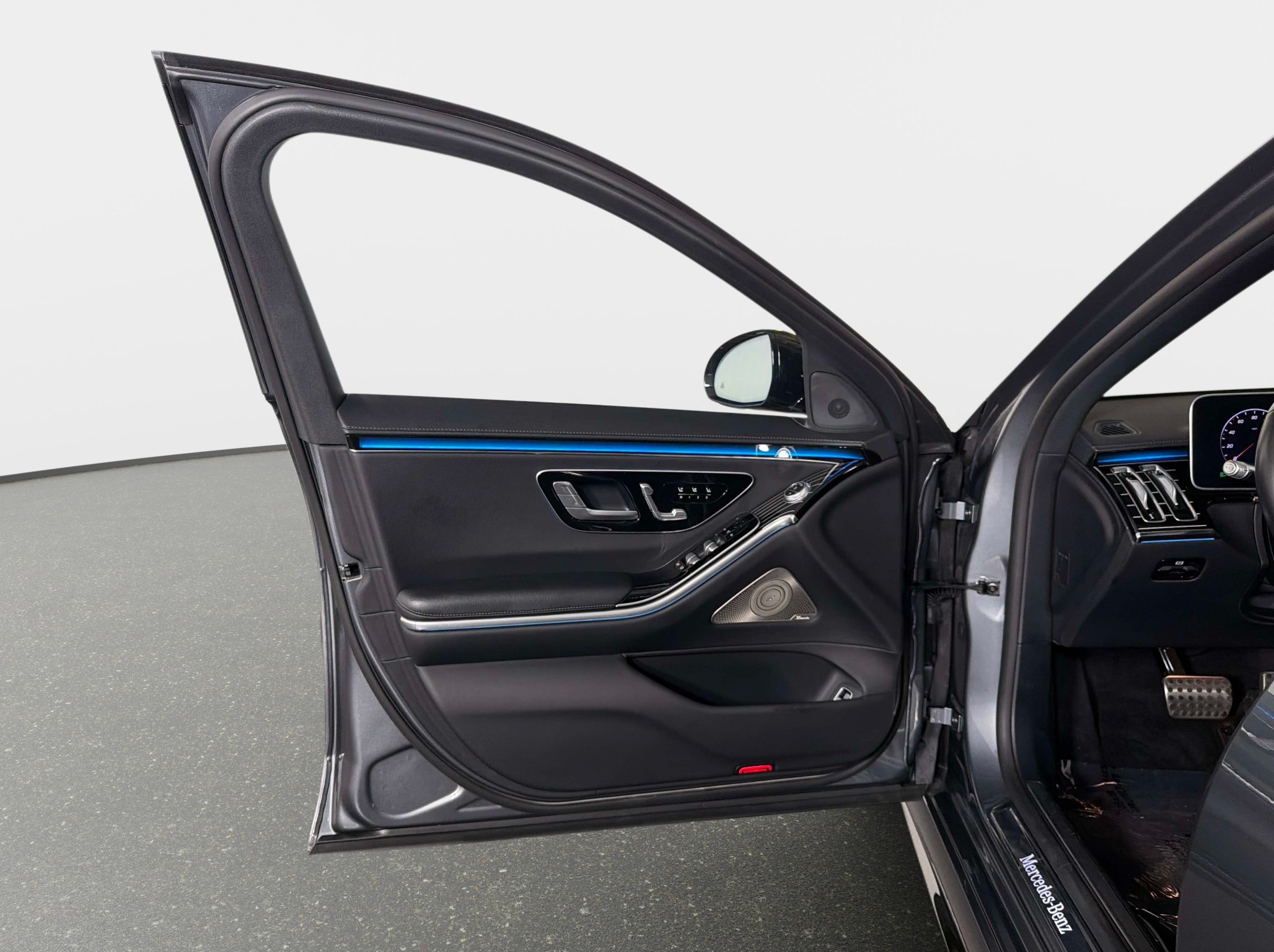 Used 2022 Mercedes-Benz S 580 4MATIC Sedan image 33