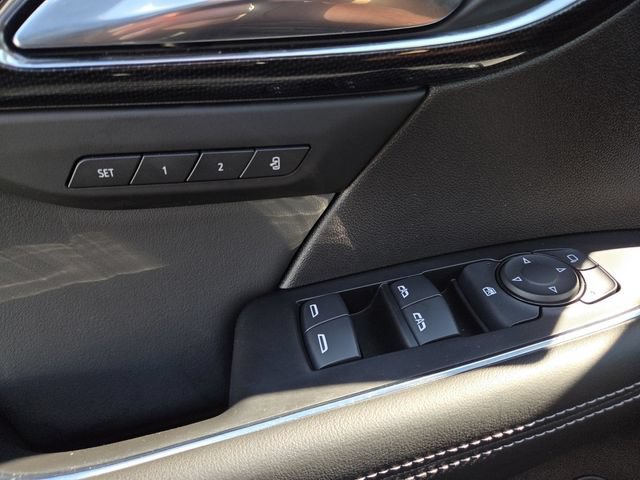 Used 2023 Buick Envision Essence w/ Sport Touring Package AWD/4WD image 10