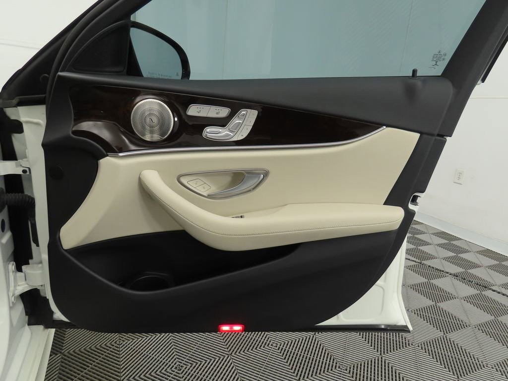 Used 2023 Mercedes-Benz E 350 Sedan image 24