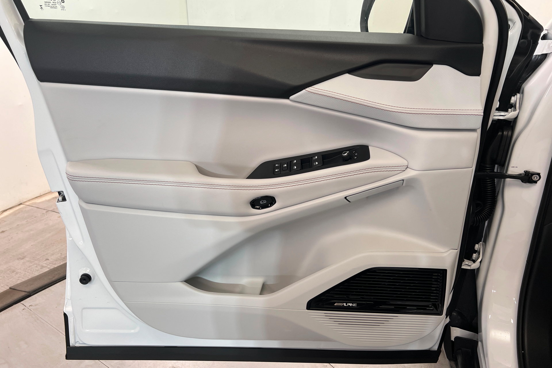 New 2026 Jeep Cherokee Limited AWD/4WD image 14