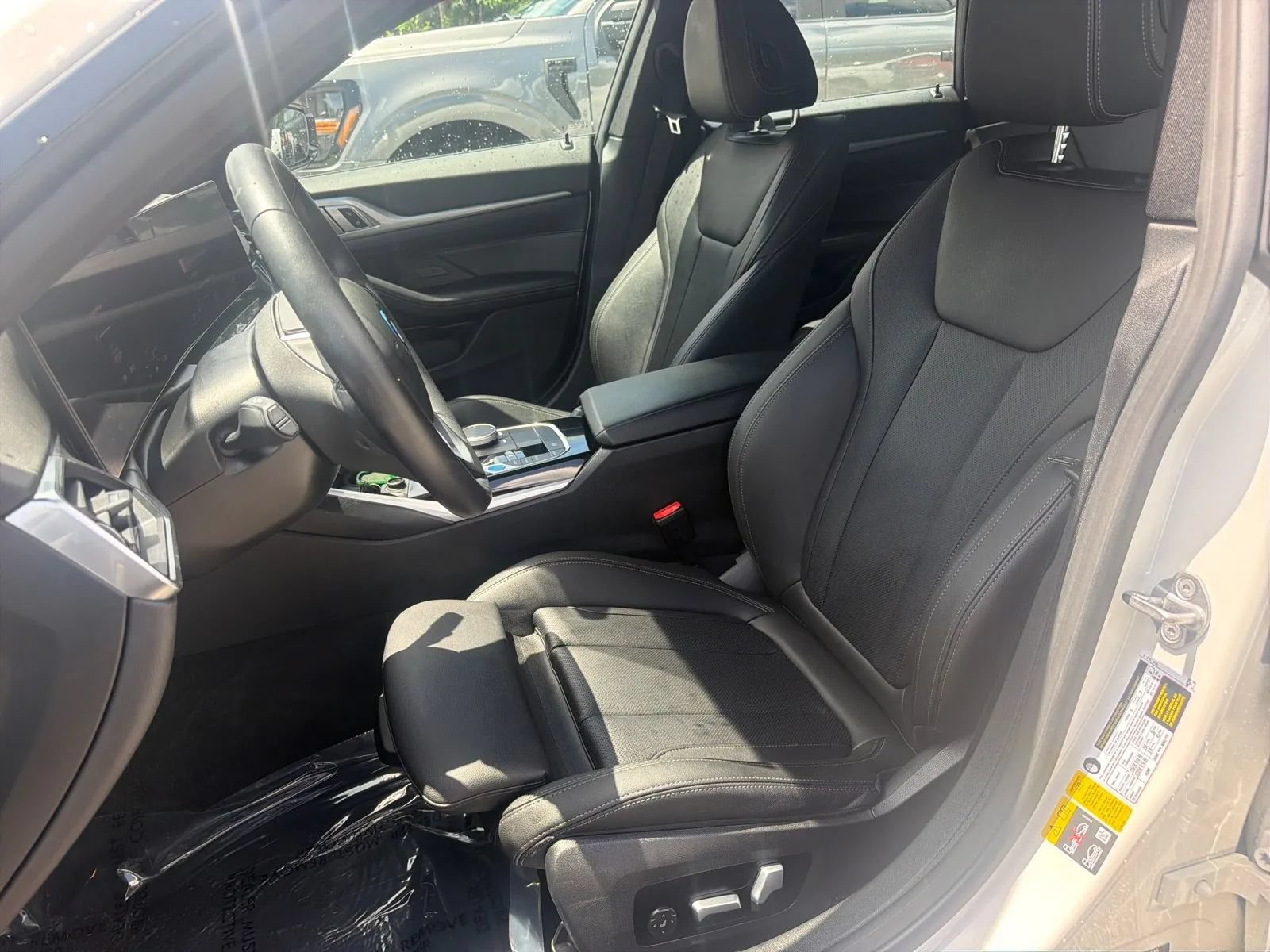 Used 2023 BMW i4 eDrive35 RWD image 10