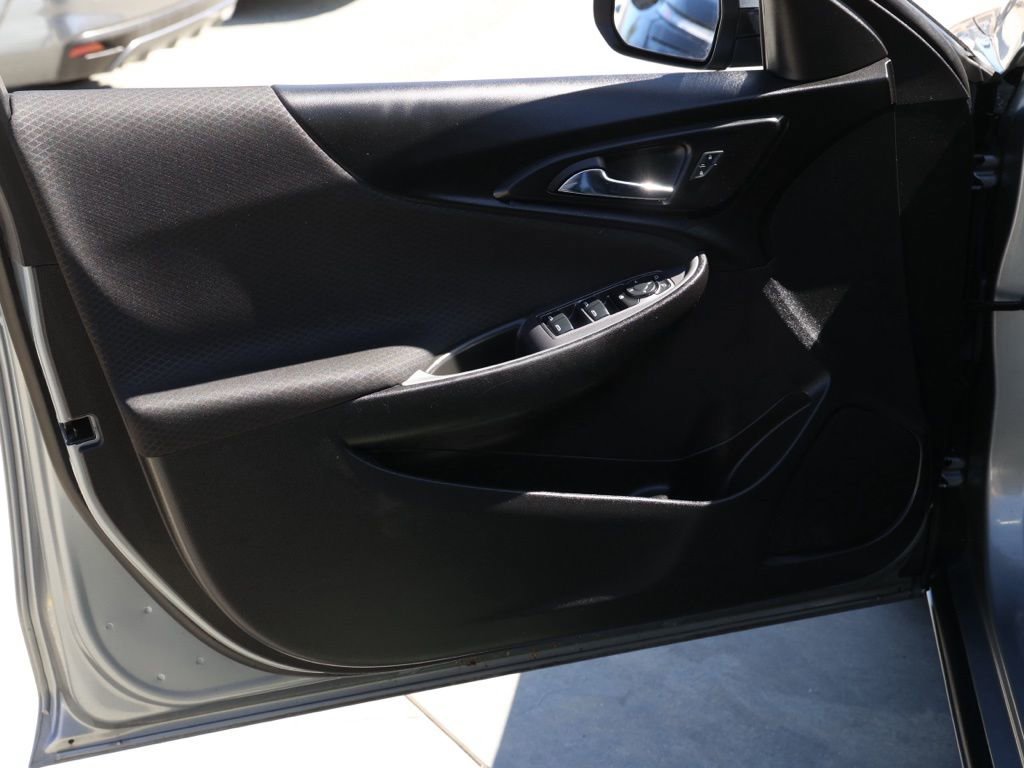 Used 2024 Chevrolet Malibu LT image 22