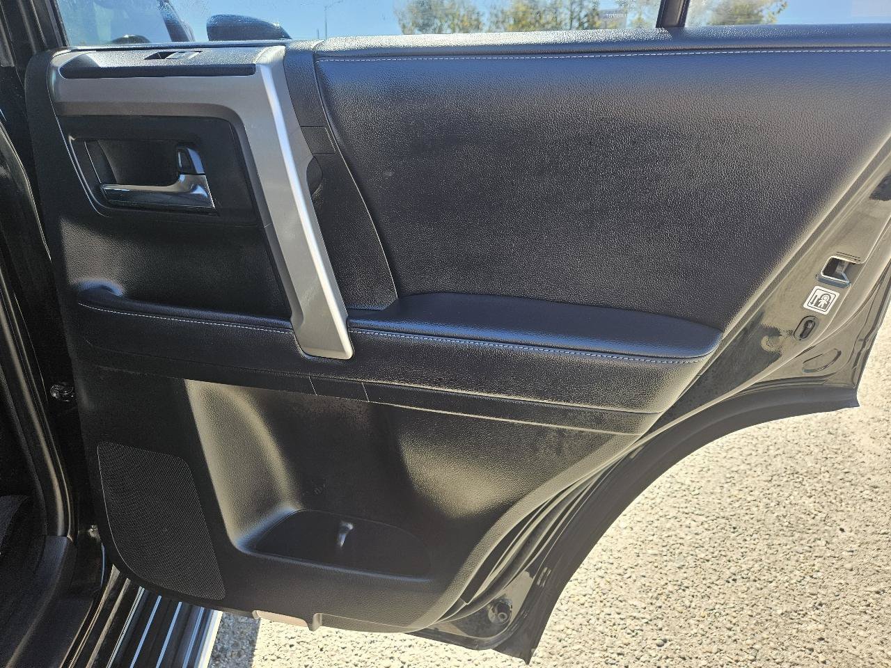 Used 2018 Toyota 4Runner SR5 Premium AWD/4WD image 14