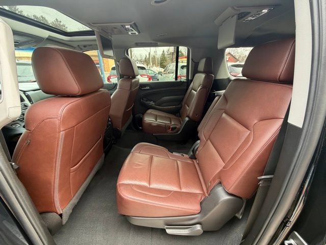 Used 2019 Chevrolet Suburban Premier w/ Premier Plus Edition AWD/4WD image 15