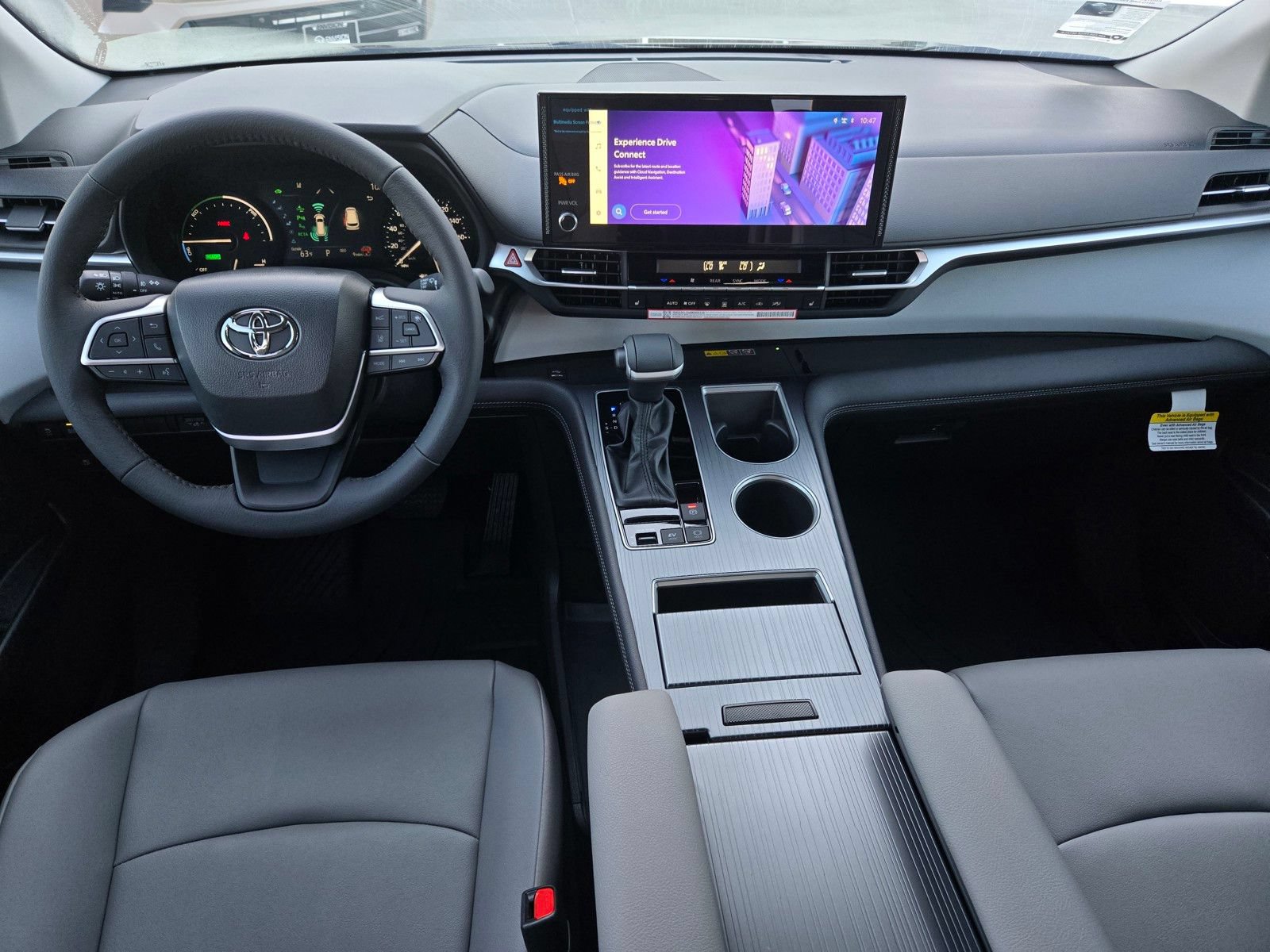 Certified 2026 Toyota Sienna XLE FWD image 14