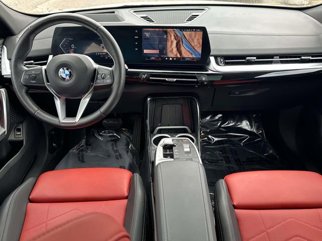Certified 2025 BMW X2 xDrive28i w/ Premium Package image 22