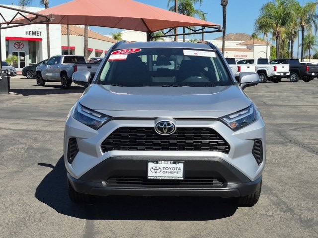 Used 2025 Toyota RAV4 XLE FWD image 2