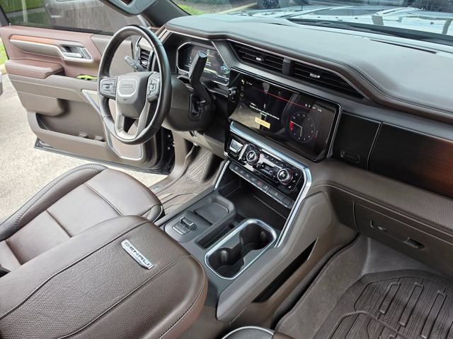 Used 2024 GMC Sierra 2500 Denali w/ Denali Reserve Package AWD/4WD image 23