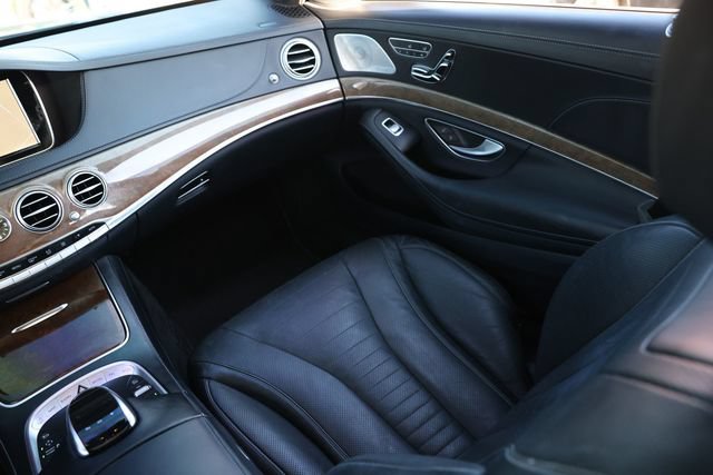 Used 2016 Mercedes-Benz S 550 Sedan image 26