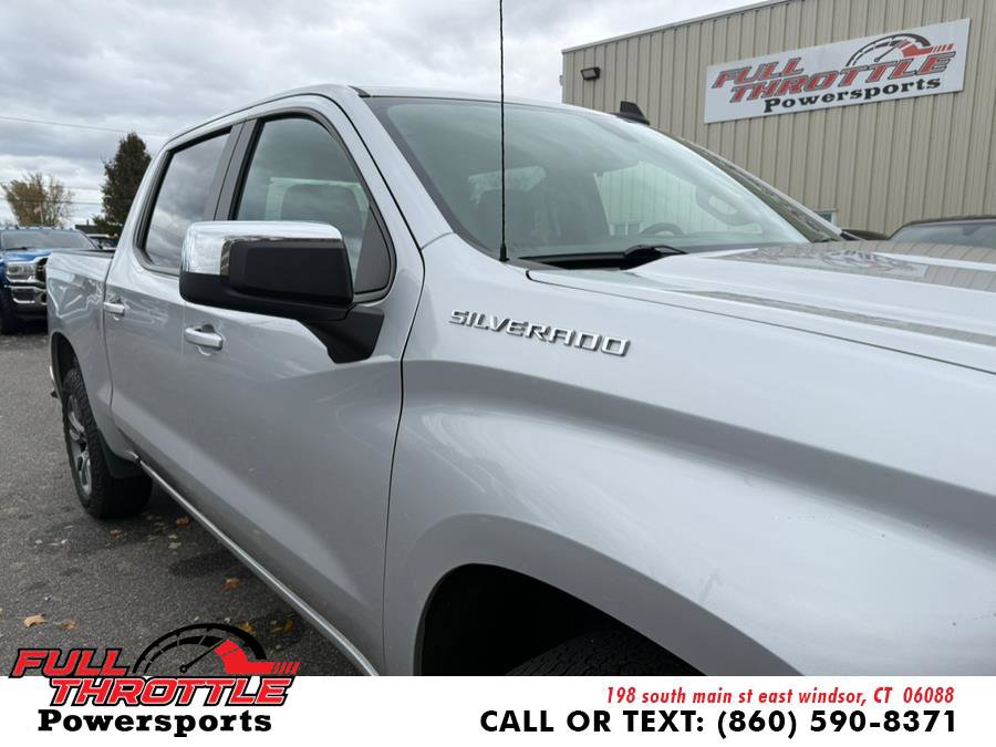 Used 2022 Chevrolet Silverado 1500 LT image 2