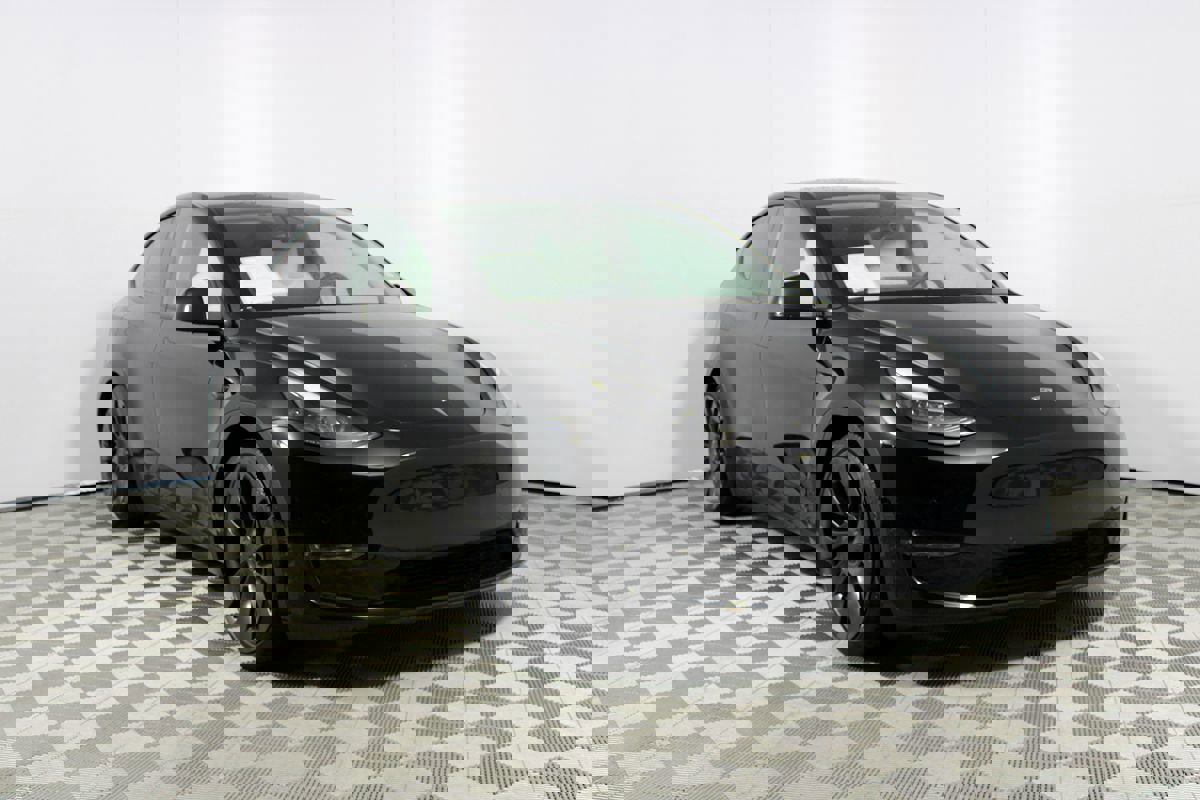 Used 2022 Tesla Model Y Performance image 27
