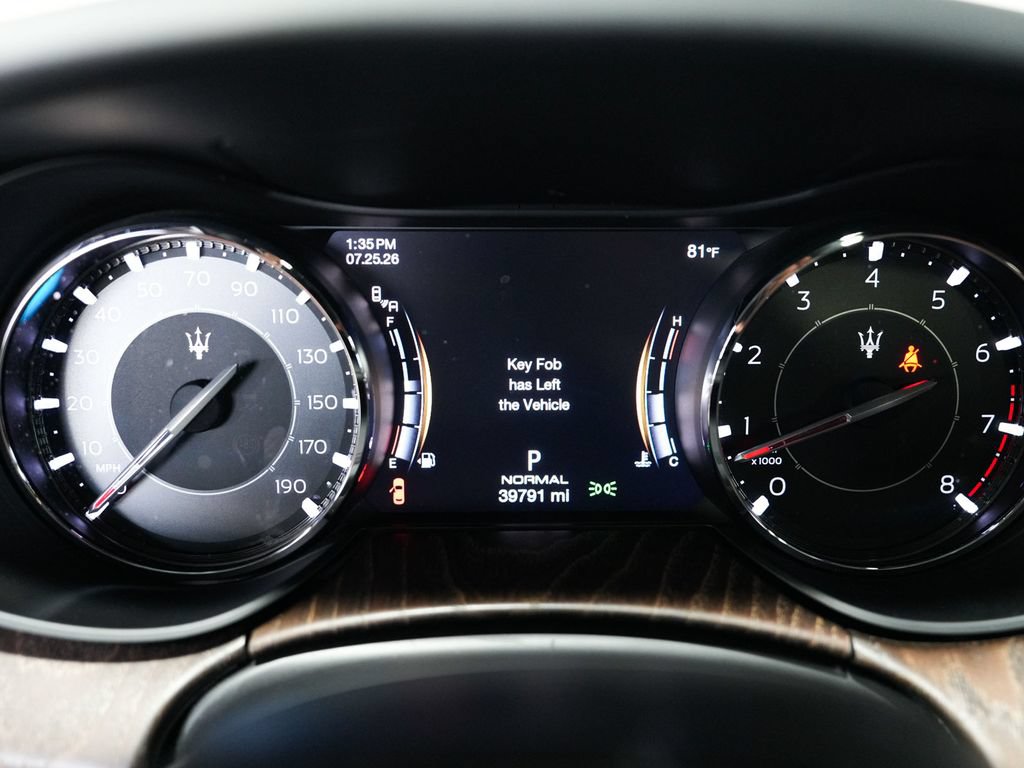 Used 2022 Maserati Quattroporte Modena Q4 AWD/4WD image 17