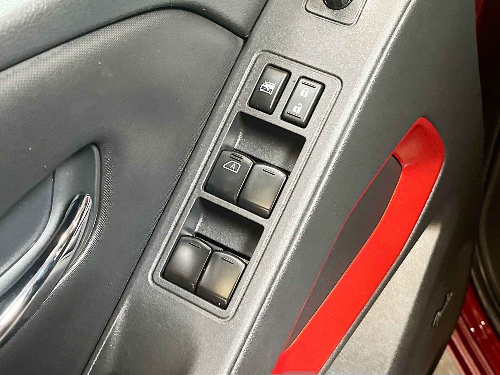 Used 2023 Nissan Frontier PRO-4X w/ Pro-4X Premium Package image 18