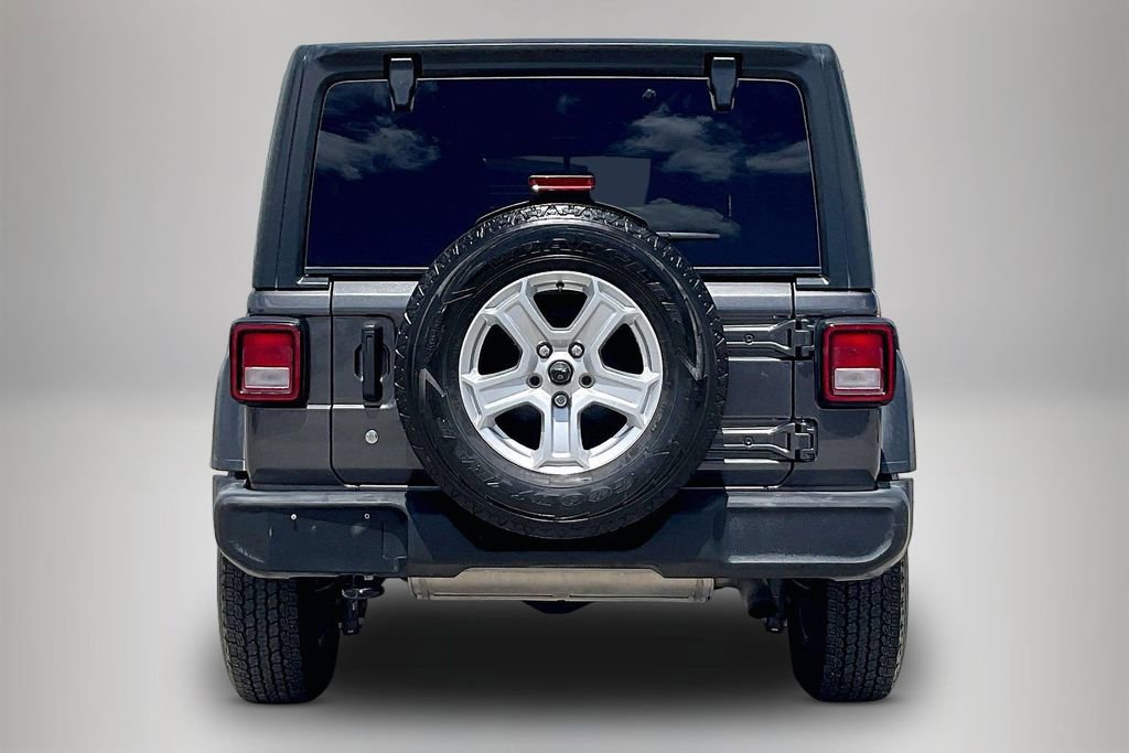 Used 2018 Jeep Wrangler Unlimited Sport S AWD/4WD image 6